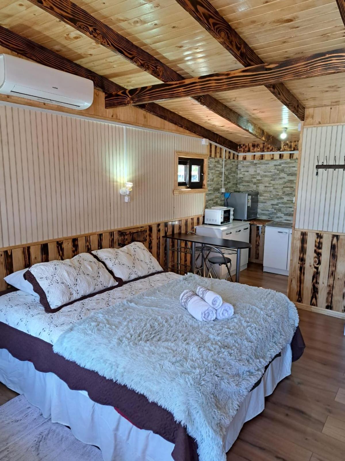 Hostal Robinson 푸에르토 푸유구아피 외부 사진